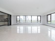 中建招商龙宸壹号 全新精装修未住 急卖 随时看房