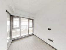 春江郦城 河景房 看房方便 三房两卫