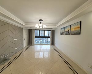 恒威国际城3室2厅1卫南朝向150.0万元/套出售