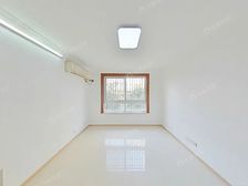 世华锦城经典三房,精装修,小区花园位置,上戏书包(2梯队)