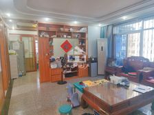 海关宿舍桃源路4房2厅中装163万