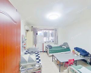 南二环边 正规两居室 业主诚意出售