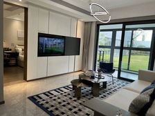 双甬江旁 精装修交付三房两卫生带空调地暖 南向看江