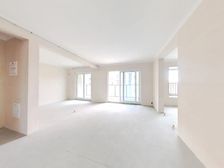 春江郦城多套房源出售,133平186万