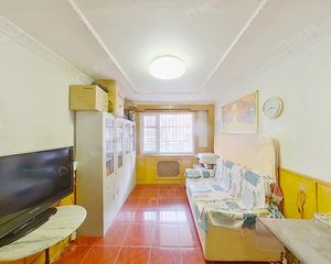 苹果园 · 海特花园 ·新上一层南北通透 独立客厅满五