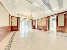 苏州绿城御园 精装修一楼带200平花园 地下室阳光好 通透