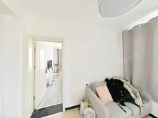 潍坊四村 一房一厅带边窗 南北通透厨卫全明 可议价 诚意出售