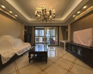 金盛金磐5室2厅3卫南朝向1080.0万元/套出售
