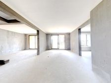 寰宇天下二期满五 四房中庭 小区 白胚诚心出售