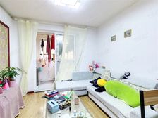 地段好采光好,诚心出售,户型正气