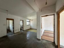 中间楼层两房,采光好,视野佳,诚意出售