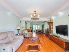 丽都城+主卧朝南+交通便利+配套完善+带飘窗+环境优美