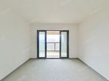 龙湖狮山原著 楼层采光佳 狮子山脚下 环境优美 位置佳