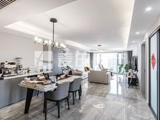 2室2厅棕榈泉国际公寓