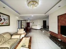 渝中区 红城丽景 三房 114万 单价8000