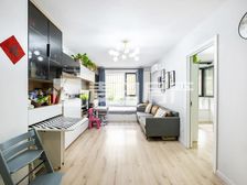 新景家园两居室 高层不临街 采光视野无遮挡 出行便利 新世界