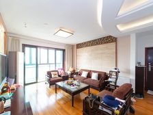 天安花园 155.32平3居 南向精装修 拎包入住