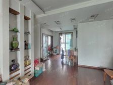 主卧朝南,环境优美,居家装修,诚意出售