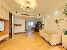 天域西区 精装3房 可拎包入住 带电梯 南北通透