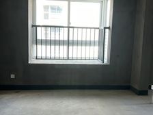 骆驼 双卫 刚需小三居 南向采光好 次新房 中间楼层 有电梯