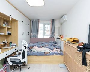 丰台大井南里南北通透两居 满五 近体育中心