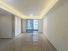 保利天悦二期3室2厅2卫南朝向249.0万元/套出售