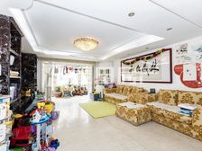 南北通透玲珑花园4室2厅精装修