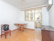 3楼,南北两房,诚心卖,位置安静