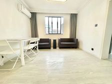 电梯全明三房 税费各付 有固定停车位 紧靠内环 精装修保养好