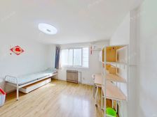 聚焦主推,不临街!有钥匙看房随时,视野开阔无遮挡。