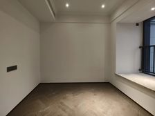 中央公园头排 万科翡翠公园二期 四房 精装横厅大平层