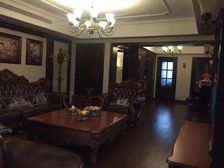 精装修保养好直接入住临河,业主诚售,地段佳