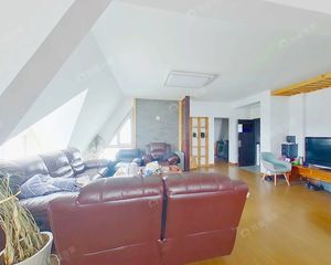北苑·山水LAVIE·3室·2厅上下两层复式,采光通风视线好