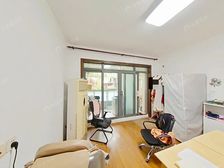 三房两卫户型满五年自住精装修,满五年张集空置看房随时