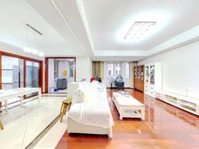 海外加持品质小区,东首临河大平层业主诚售