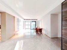 青藤加持四开间朝南临河好房 业主诚售看房有钥匙