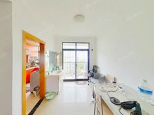 老业主挂牌龙威名邸南北通透大三房可谈!