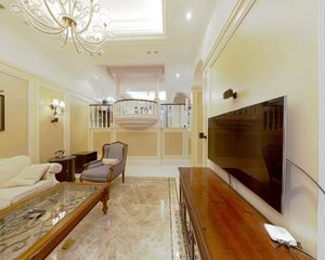 精装修联排别墅,位置好,保养好