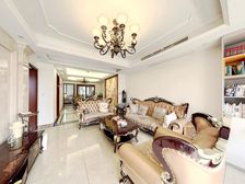 中庭位置七中旁 拎包入住 精装四叶草户型 带车位