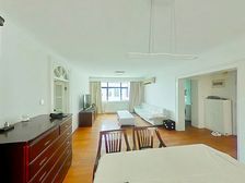 高区楼层,非顶楼,业主诚意出售,看房有钥匙。