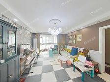 精装修 采光好 全明户型 业主老客户置换 非常诚意 有钥匙