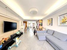 日湖花园湖景房好楼层全天采光 精装自住保养好 业主诚售