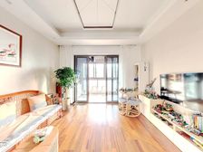 日湖旁大理石干挂 品质高 户型好 拎包入住 诚心出售