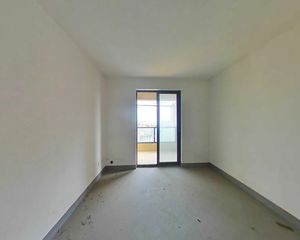 丽雅苑白坯3房 双地铁口 三开朝南 户型方正