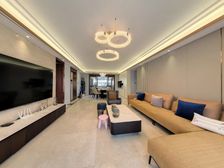 168洋房客厅可打羽毛球,中庭位置,好楼层