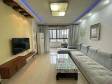 月亮河东华对面装修好高楼层采光充足 刚需两居 满五小区绿化高