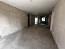 次新小区 临地铁 商品房 朝南 双卫格局 交通便利 居家自住