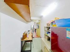 电梯房,中楼层,厨卫全明,小区中间位置,采光佳,