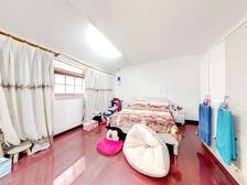 西大街一楼带院子,别墅 古色古香 护城河边,双独库。