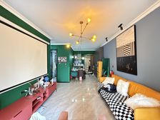 南北通透兴港永威南樾2室2厅精装修